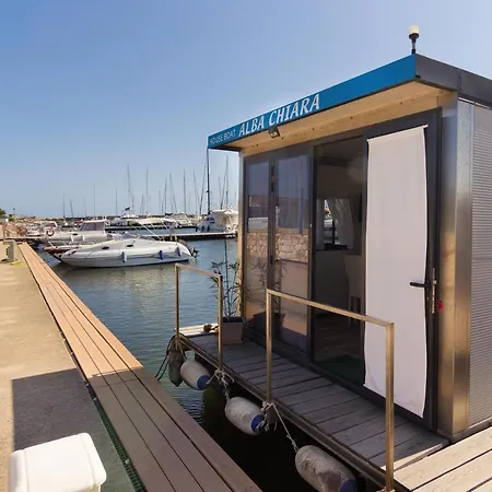 דירה Alba Chiara House Boat *